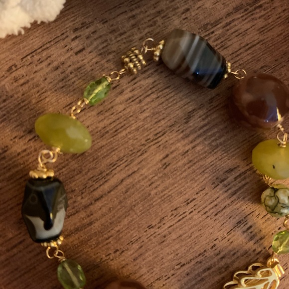 Handmade multi-stone and gold fill bracelet - Picture 7 of 8